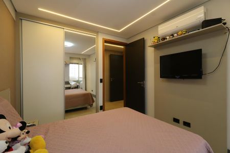 Apartamento à venda com 275m², 4 quartos e 4 vagasSuíte 3