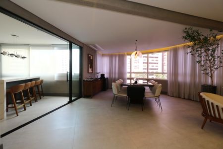 Apartamento à venda com 275m², 4 quartos e 4 vagasSala de Jantar