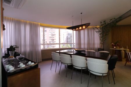 Apartamento à venda com 275m², 4 quartos e 4 vagasSala de Jantar