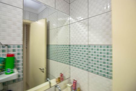 Casa à venda com 408m², 6 quartos e 2 vagasBanheiro da Suíte 1