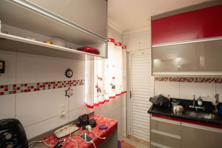 Casa à venda com 408m², 6 quartos e 2 vagasCasa 2 - Cozinha 