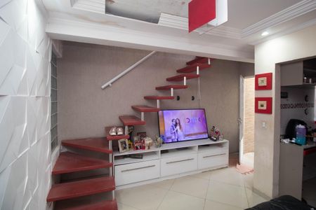 Casa à venda com 408m², 6 quartos e 2 vagasCasa 2 - Sala 