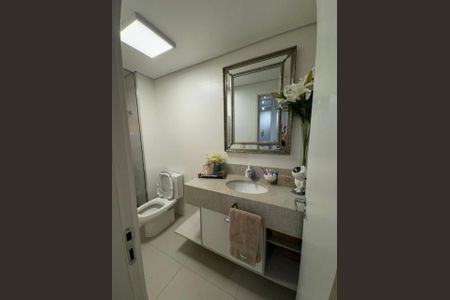 Apartamento à venda com 123m², 2 quartos e 2 vagas Apartamento à venda com 123m², 2 quartos e 2 vagasBanheiro Social