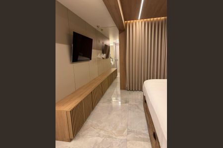 Apartamento à venda com 123m², 2 quartos e 2 vagas Apartamento à venda com 123m², 2 quartos e 2 vagasSuíte
