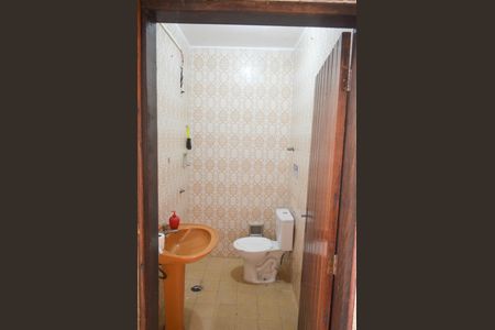 Casa à venda com 200m², 3 quartos e 3 vagasBanheiro de Serviço