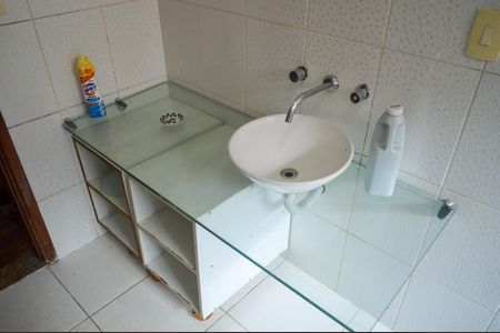 Casa à venda com 200m², 3 quartos e 3 vagasBanheiro 2