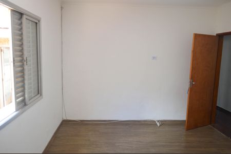 Casa à venda com 200m², 3 quartos e 3 vagasQuarto 2