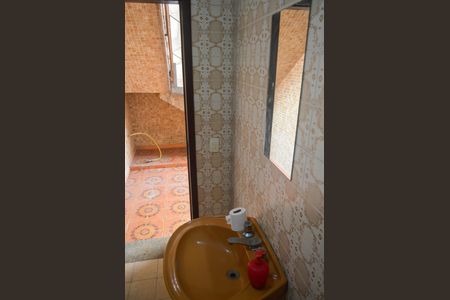 Casa à venda com 200m², 3 quartos e 3 vagasBanheiro de Serviço