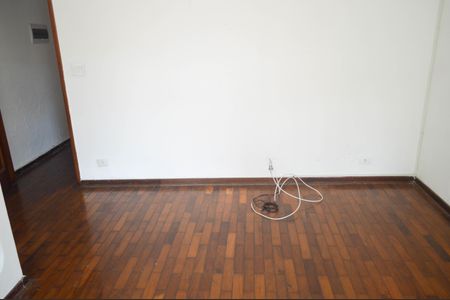 Casa à venda com 200m², 3 quartos e 3 vagasSala