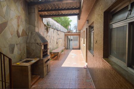 Casa à venda com 200m², 3 quartos e 3 vagasÁrea de Serviço