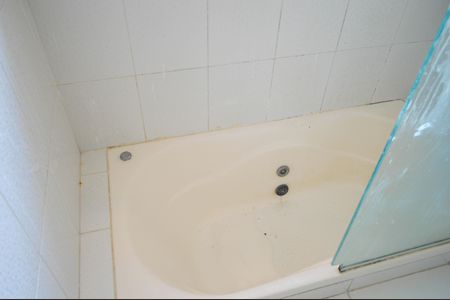 Casa à venda com 200m², 3 quartos e 3 vagasBanheiro 2