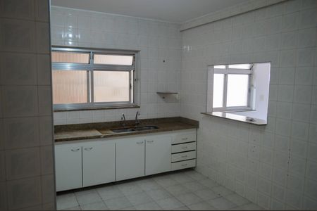 Casa à venda com 200m², 3 quartos e 3 vagasCozinha