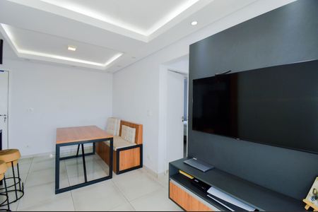 Apartamento para alugar com 55m², 2 quartos e 1 vagaSala