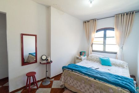 Casa à venda com 280m², 6 quartos e 2 vagasCasa 2 - Quarto 1