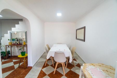 Casa à venda com 280m², 6 quartos e 2 vagasCasa 2 - Cozinha