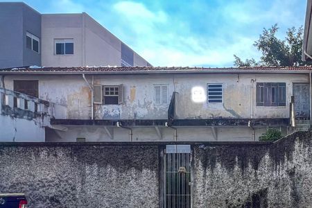 Casa à venda com 326m², 4 quartos e 4 vagasEdiculas