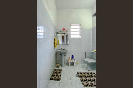 Casa à venda com 326m², 4 quartos e 4 vagasBanheiro