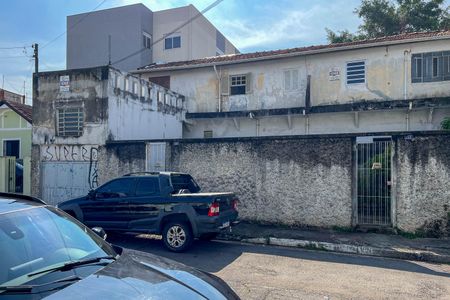 Casa à venda com 326m², 4 quartos e 4 vagasEdiculas