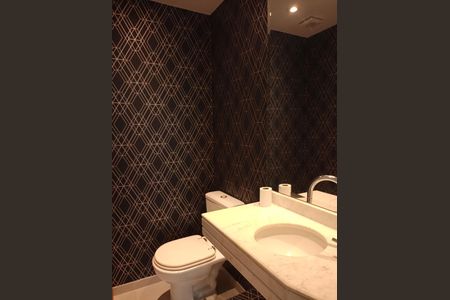 Apartamento para alugar com 191m², 3 quartos e 3 vagas Apartamento para alugar com 191m², 3 quartos e 3 vagasBanheiro