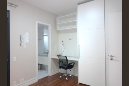 Apartamento para alugar com 191m², 3 quartos e 3 vagas Apartamento para alugar com 191m², 3 quartos e 3 vagasSuíte 2