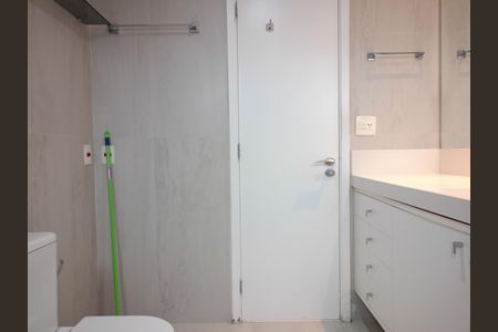 Apartamento para alugar com 191m², 3 quartos e 3 vagas Apartamento para alugar com 191m², 3 quartos e 3 vagasBanheiro da Suíte 3