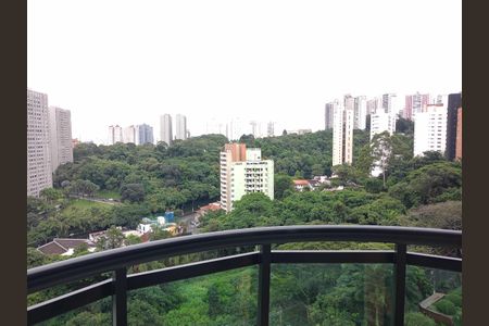 Apartamento para alugar com 191m², 3 quartos e 3 vagas Apartamento para alugar com 191m², 3 quartos e 3 vagasSuíte 1 sacada