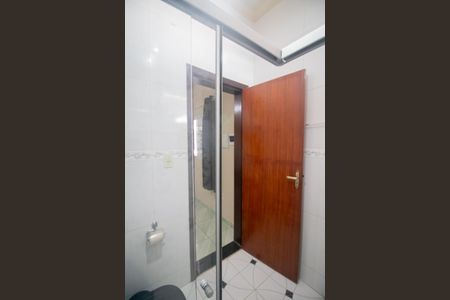Casa à venda com 634m², 7 quartos e 8 vagasBanheiro da Suíte 2 - Casa 1