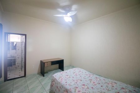 Casa à venda com 634m², 7 quartos e 8 vagasQuarto Suíte 2 - Casa 1