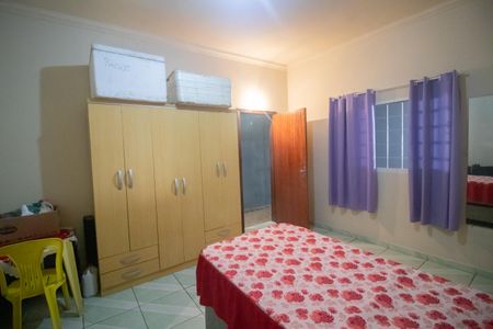 Casa à venda com 634m², 7 quartos e 8 vagasQuarto 3 - Casa 1