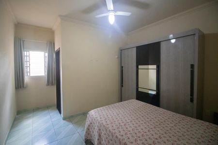 Casa à venda com 634m², 7 quartos e 8 vagasSuíte 1 - Casa 1