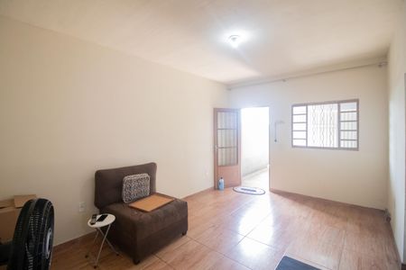 Casa à venda com 634m², 7 quartos e 8 vagasSala - Casa 2