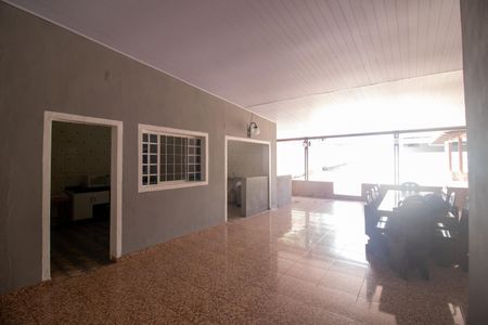 Casa à venda com 634m², 7 quartos e 8 vagasÁrea externa - Casa 1
