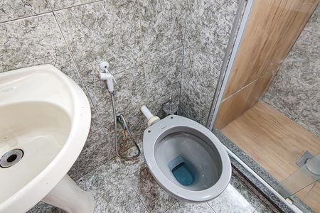 Apartamento para alugar com 48m², 2 quartos e 1 vaga Apartamento para alugar com 48m², 2 quartos e 1 vagaBanheiro Social