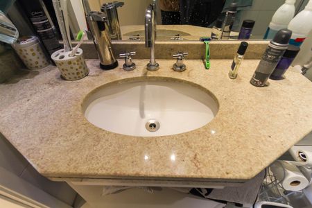 Apartamento à venda com 112m², 3 quartos e 2 vagasBanheiro