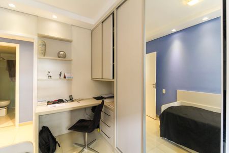 Apartamento à venda com 112m², 3 quartos e 2 vagasQuarto 2