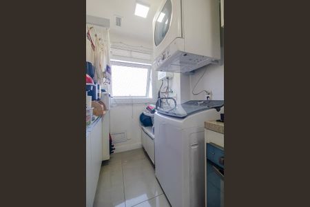Apartamento à venda com 72m², 3 quartos e 1 vagaÁrea de serviço