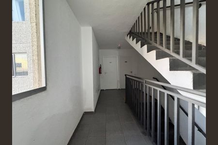Apartamento à venda com 32m², 2 quartos e 1 vagaEscada