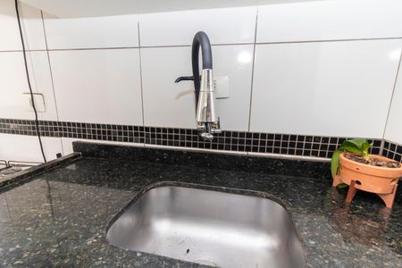 Apartamento à venda com 54m², 2 quartos e 1 vaga Apartamento à venda com 54m², 2 quartos e 1 vagaCozinha - Torneira