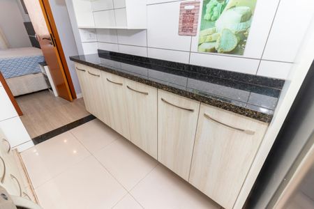 Apartamento à venda com 54m², 2 quartos e 1 vaga Apartamento à venda com 54m², 2 quartos e 1 vagaCozinha - Armários