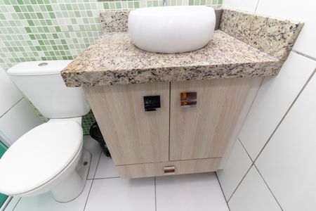 Apartamento à venda com 54m², 2 quartos e 1 vaga Apartamento à venda com 54m², 2 quartos e 1 vagaBanheiro