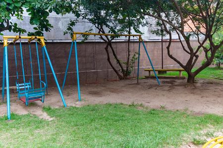 Apartamento à venda com 54m², 2 quartos e 1 vaga Apartamento à venda com 54m², 2 quartos e 1 vagaÁrea comum - Playground