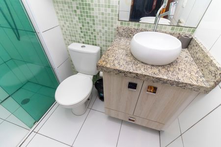 Apartamento à venda com 54m², 2 quartos e 1 vaga Apartamento à venda com 54m², 2 quartos e 1 vagaBanheiro