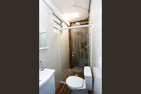 Casa para alugar com 28m², 1 quarto e sem vaga Casa para alugar com 28m², 1 quarto e sem vagaBanheiro