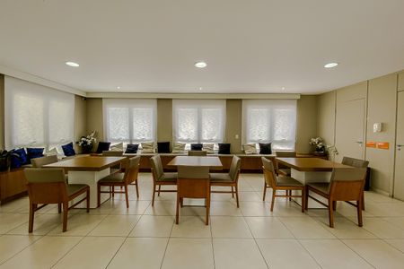 Apartamento para alugar com 47m², 2 quartos e 1 vagaÁrea comum - Salão de festas