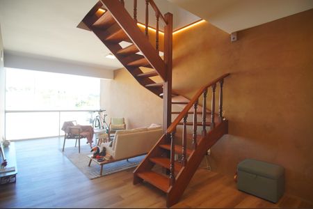 Apartamento para alugar com 139m², 3 quartos e 2 vagasSala