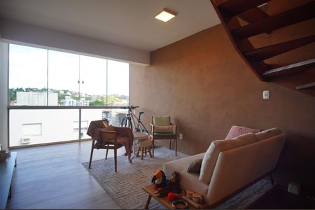 Apartamento para alugar com 139m², 3 quartos e 2 vagasSala