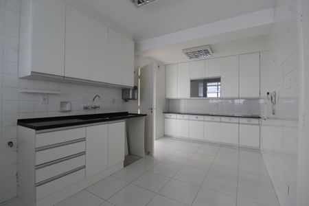 Apartamento à venda com 160m², 3 quartos e 1 vagaCozinha