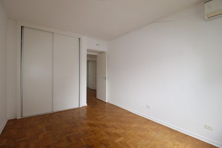 Apartamento à venda com 160m², 3 quartos e 1 vagaQuarto 2