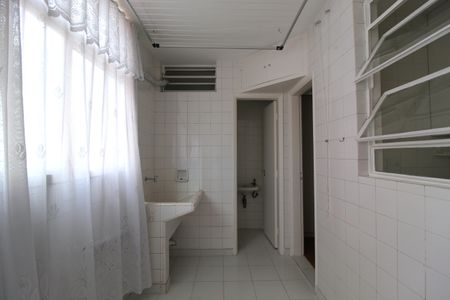 Apartamento à venda com 160m², 3 quartos e 1 vagaÁrea de Serviço