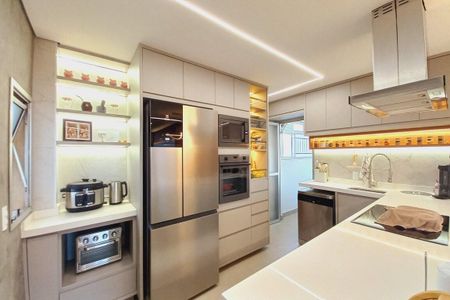 Apartamento à venda com 156m², 3 quartos e 2 vagasCozinha